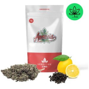 Amnesia Haze CBD es una flor premium que destaca por su potencia y calidad. Con un contenido de CBD del 21,5% y menos del 0,3% de THC, esta variedad 70% Sativa / 30% Índica ofrece una experiencia única con un aroma dulce, fresco y ligeramente terroso.